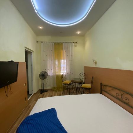 Aleksandr Apartment Οδησσός Εξωτερικό φωτογραφία